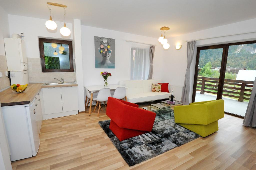 Yael Luxury Apartments 1 Buşteni Buitenkant foto